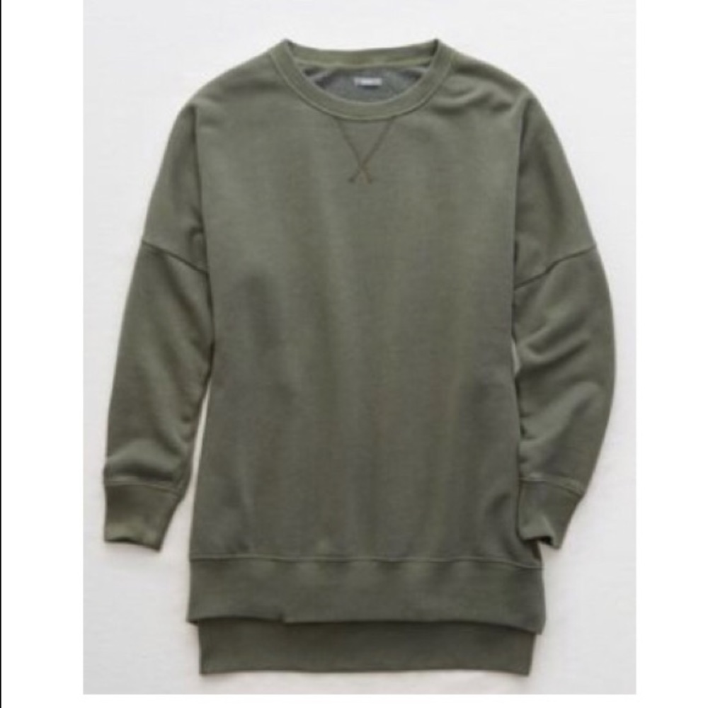 NWT American Eagle Hometown Crew